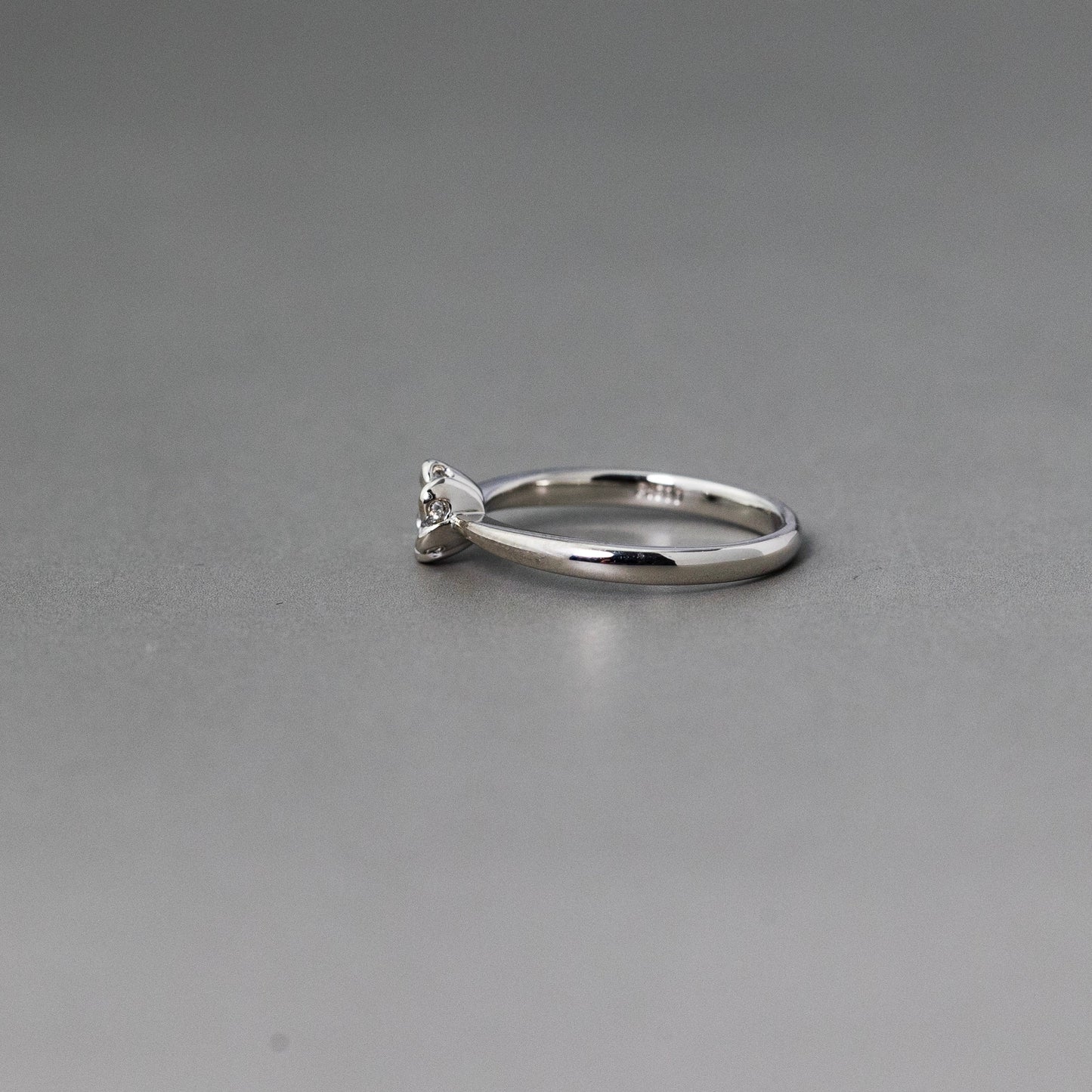 0.2ct(SIクラス)花枠ラボグロウンダイヤモンドリング